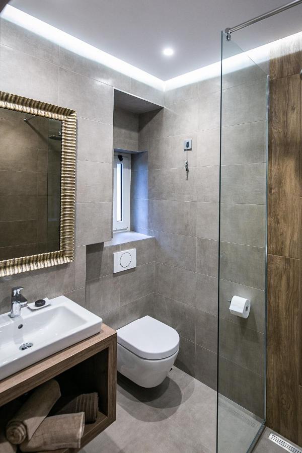 Teatro Suite & Rooms Rijeka Extérieur photo